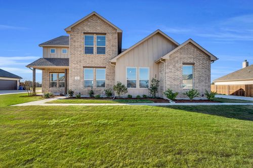 303 Crystal Lake Ln, Red Oak, TX, 75154-2921 | Card Image