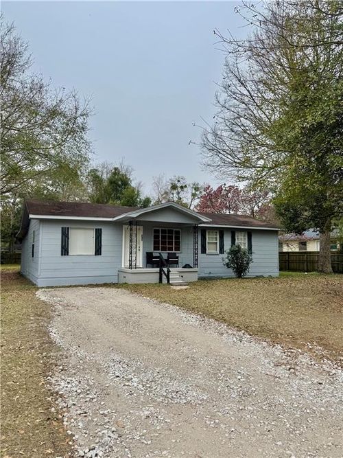 305 11th Ave, Chickasaw, AL, 36611-2614 | Card Image