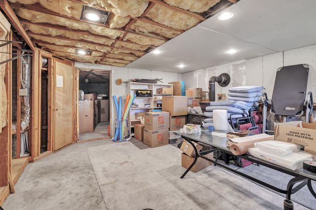 6 Benz St, House other with 3 bedrooms, 2 bathrooms and 5 parking in Ansonia CT | Image 40