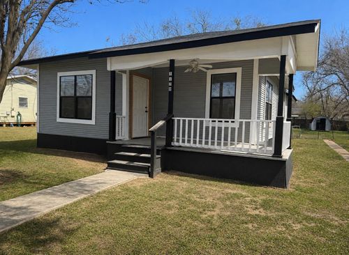 1120 Saint Paul St, Gonzales, TX, 78629-2919 | Card Image