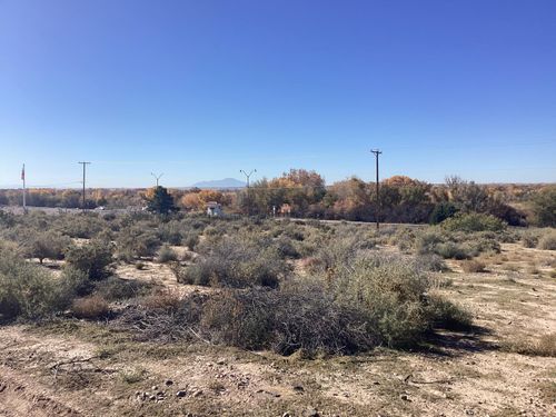 2 Stella Ct, Belen, NM, 87002-9400 | Card Image