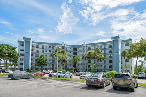 303-4640 Lucerne Lakes Blvd W, Lake Worth, FL, 33467-8921 | Card Image