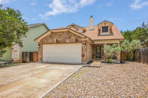43 Wood Glen Dr, Wimberley, TX, 78676-2306 | Card Image