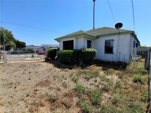 3276 Cedar Ave, Lynwood, CA, 90262-4269 | Card Image