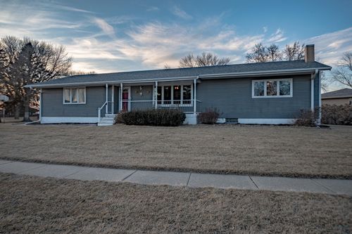 2011 Roundtable Rd, Sergeant Bluff, IA, 51054-9743 | Card Image