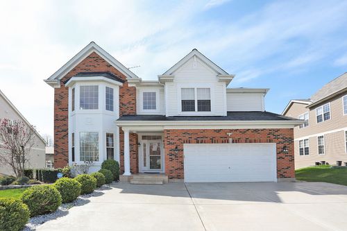 829 Clover Ridge Ln, Itasca, IL, 60143-2889 | Card Image