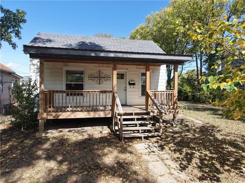 705 W South 1st St, Shelbyville, IL, 62565-1903 | Card Image