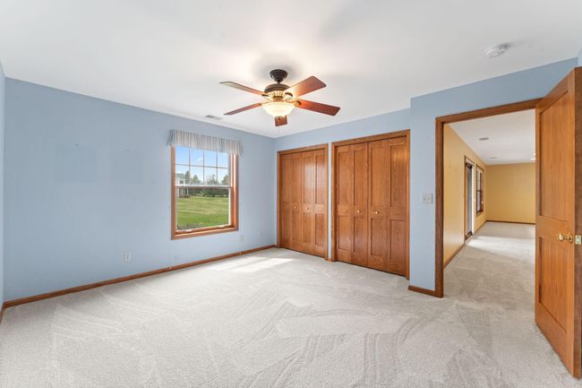 9946 Wellington Ln, Townhouse with 4 bedrooms, 3 bathrooms and null parking in Woodbury MN | Image 40