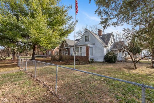 1403 16th St, Columbus, IN, 47201-5657 | Card Image