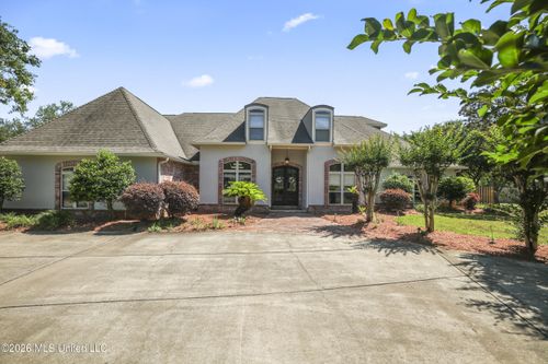 1914 Shelby Ln, Ocean Springs, MS, 39564-8788 | Card Image
