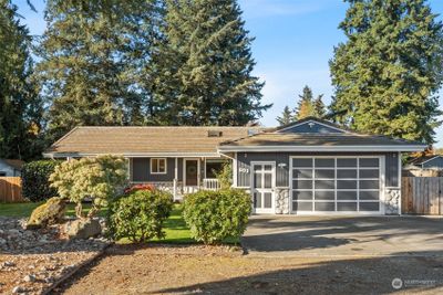 802 24th Street Se, House other with 3 bedrooms, 1 bathrooms and 2 parking in Auburn WA | Image 2