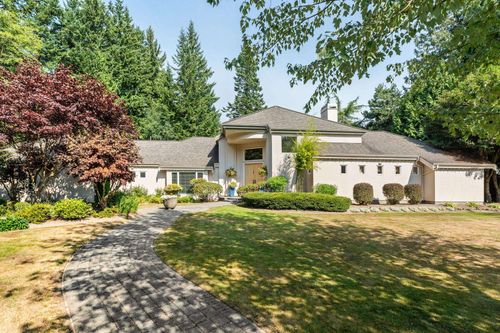 3036 139 St, Surrey, BC, V4P2C1 | Card Image