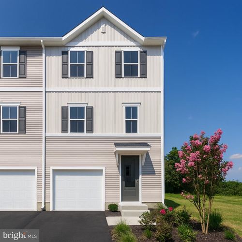 70 Basswood St, BERLIN, NJ, 08009-3000 | Card Image