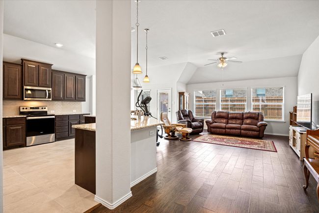 116 Cadyn Dr, House other with 3 bedrooms, 2 bathrooms and null parking in Keene TX | Image 9