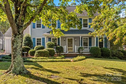 224 Winfield Dr, King, NC, 27021-9444 | Card Image