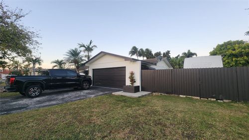 28500 Sw 161st Ave, Homestead, FL, 33033 | Card Image