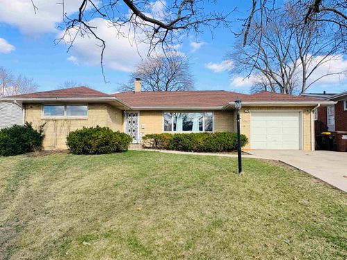 908 Woodland Drive, Rockford, IL, 61108 | Card Image