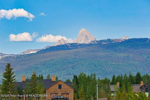 1085 Shasta Daisy Ct, Driggs, ID, 83422 | Card Image