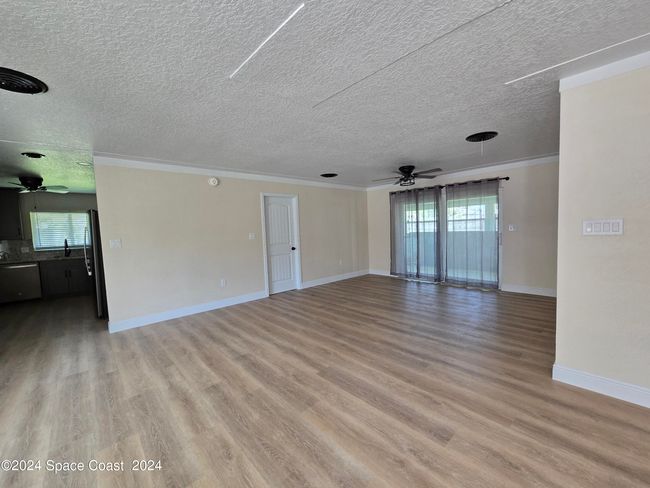 471 N 4 Th St, House other with 4 bedrooms, 2 bathrooms and null parking in Cocoa Beach FL | Image 5