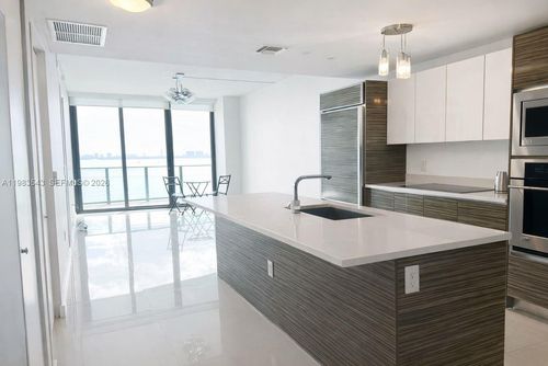 1407-460 Ne 28th St, Miami, FL, 33137-4671 | Card Image