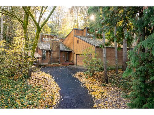 9411 Sw 62nd Dr, Portland, OR, 97219-4916 | Card Image