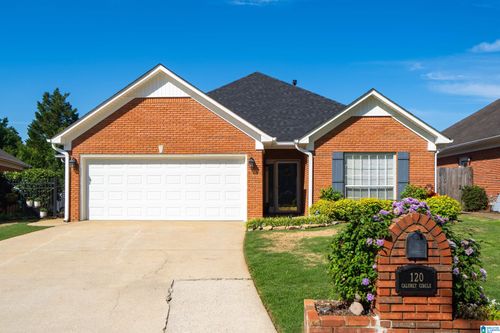 120 Calumet Cir, TRUSSVILLE, AL, 35173-3223 | Card Image