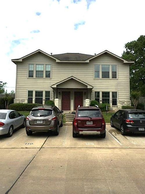 108 Vista Way, Huntsville, TX, 77340-6558 | Card Image