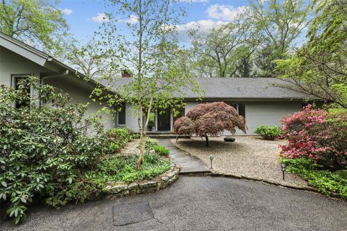8 Hemlock Hill Rd, Pound Ridge, NY, 10576-2102 | Card Image
