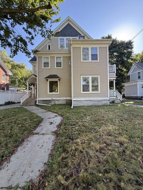 823 Church St, Beloit, WI, 53511-5542 | Card Image