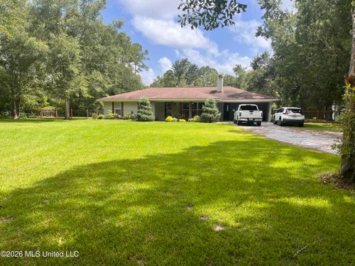 ocean-springs-8801 Dixie Street, Ocean Springs, MS, 39564 | Card Image
