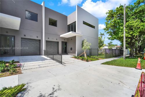 3437-3437 Sw 29th St, Miami, FL, 33133-3452 | Card Image