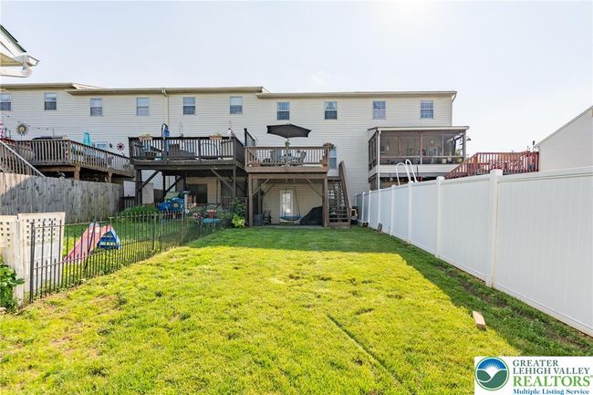 219 Flint Hill Rd, Townhouse with 3 bedrooms, 3 bathrooms and null parking in ALBURTIS PA | Image 23