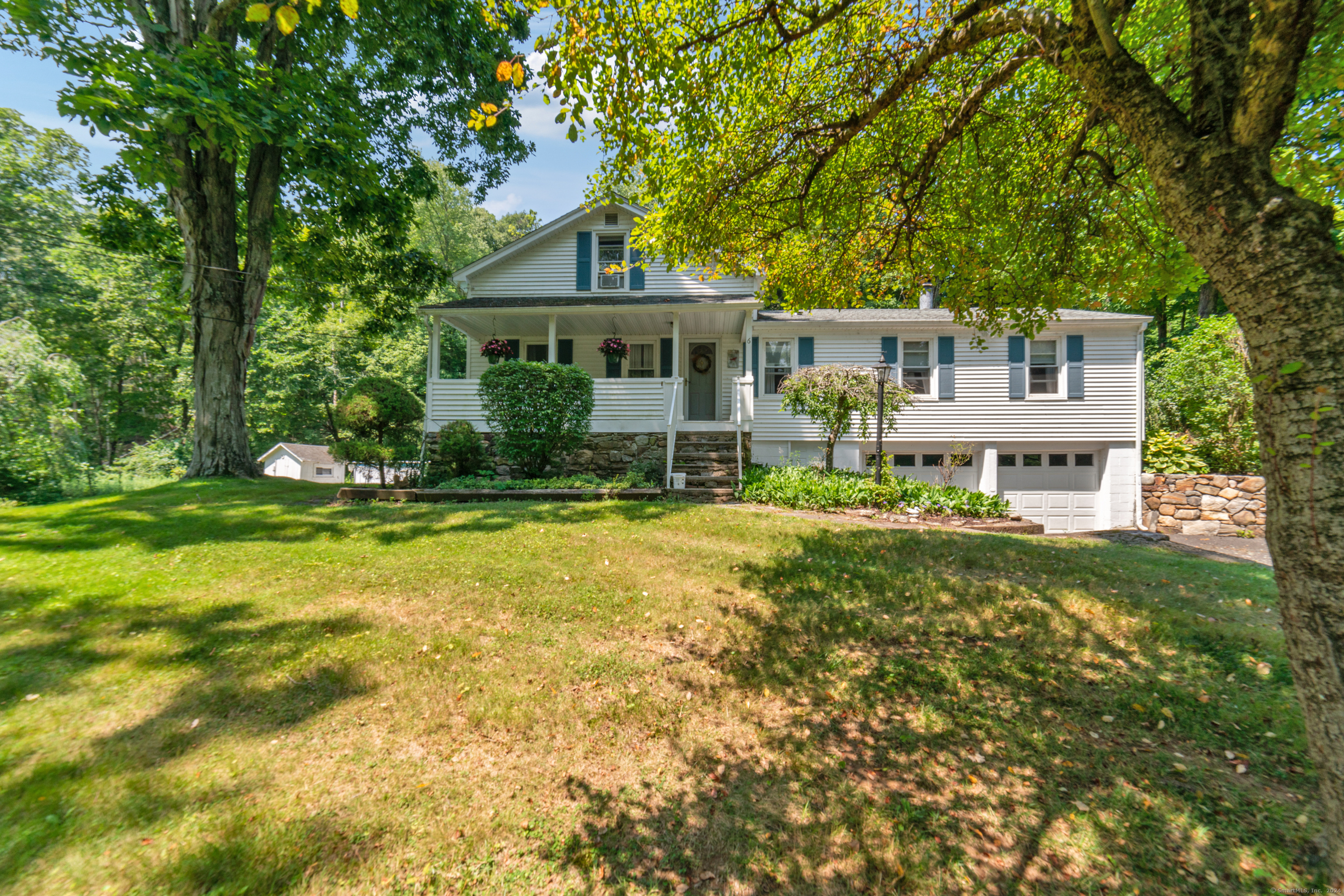 Plaster House Rd, Southbury, CT 06488