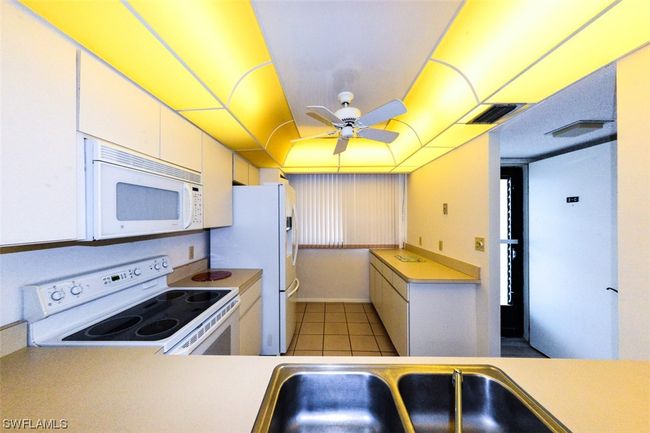 APT-2C - 4203 Bay Beach Ln, Condo with 2 bedrooms, 2 bathrooms and null parking in FORT MYERS BEACH FL | Image 10
