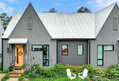 10862 Serenbe Ln, Chattahoochee Hills, GA, 30268-2495 | Card Image