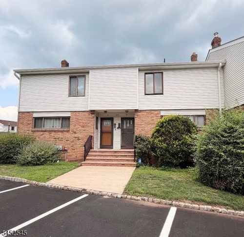 b-914 Merritt Dr, Hillsborough, NJ, 08844-5318 | Card Image