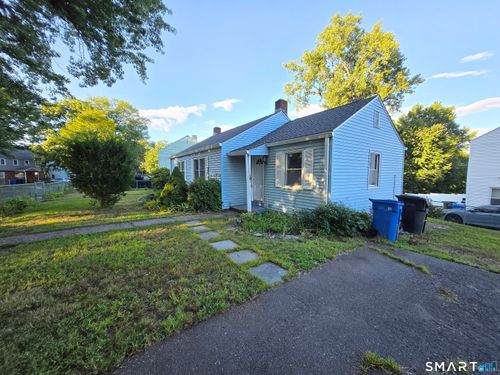 6-8 Lebanon Street, Hartford, CT, 06112 | Card Image
