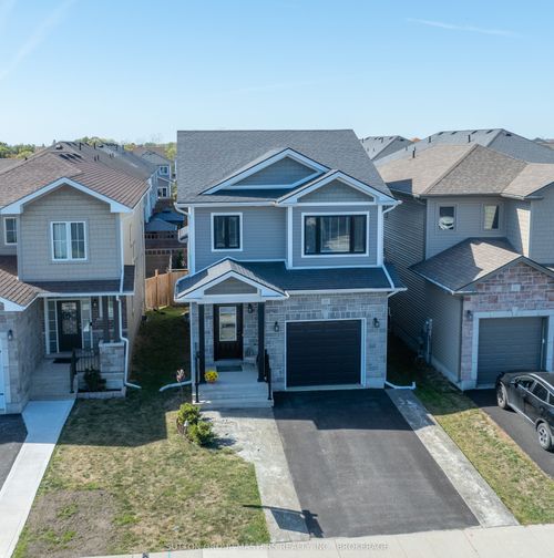 217 Holden St, Kingston, ON, K7P0L1 | Card Image