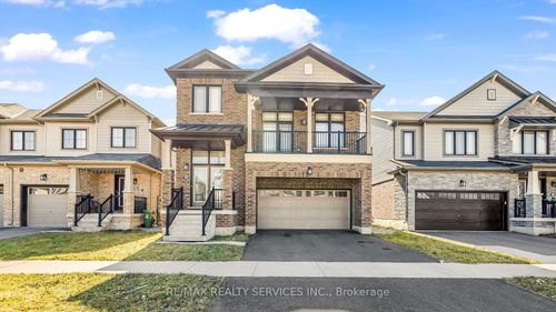 16 Pagebrook Cres, Stoney Creek, ON, L8J0K7 | Card Image