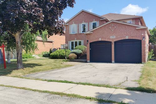 1389 Heritage Way, Oakville, ON, L6M3C2 | Card Image