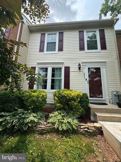 941 Chestnut Manor Ct, CHESTNUT HILL COVE, MD, 21226-2230 | Card Image