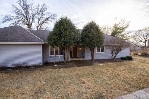 2 Red Fox Run, Sioux City, IA, 51104 | Card Image