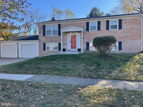 8913 Canberra Drive, CLINTON, MD, 20735 | Card Image