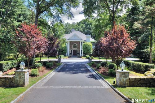 62 Weston Rd, Westport, CT, 06880-1234 | Card Image