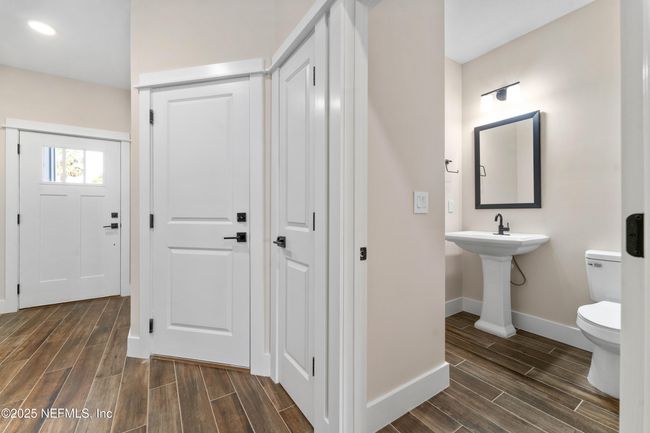 *Photo is of the same floor plan, different unit in building. Some finishes may slightly differ.* | Image 4
