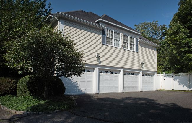 138 Nod Rd, House other with 4 bedrooms, 5 bathrooms and null parking in Ridgefield CT | Image 38