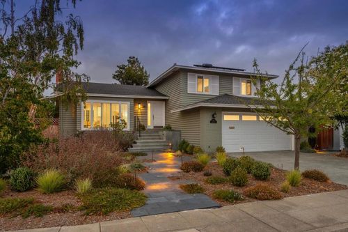 831 Schooner St, Foster City, CA, 94404-3006 | Card Image