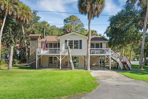 607 Portia St, Edisto Island, SC, 29438-3120 | Card Image