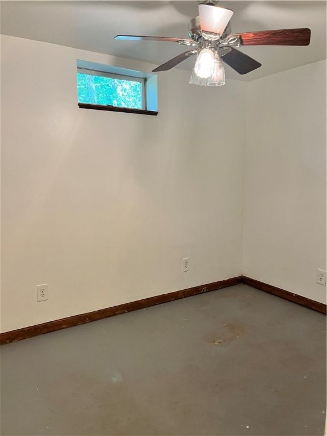 329 Stoney Hollow Rd, For Sale in Winfield Twp Zoocasa