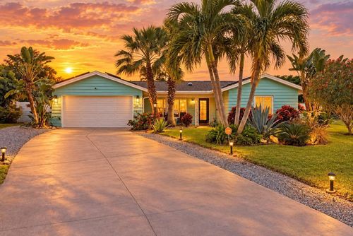 7405 12th Ave W, Bradenton, FL, 34209-4422 | Card Image